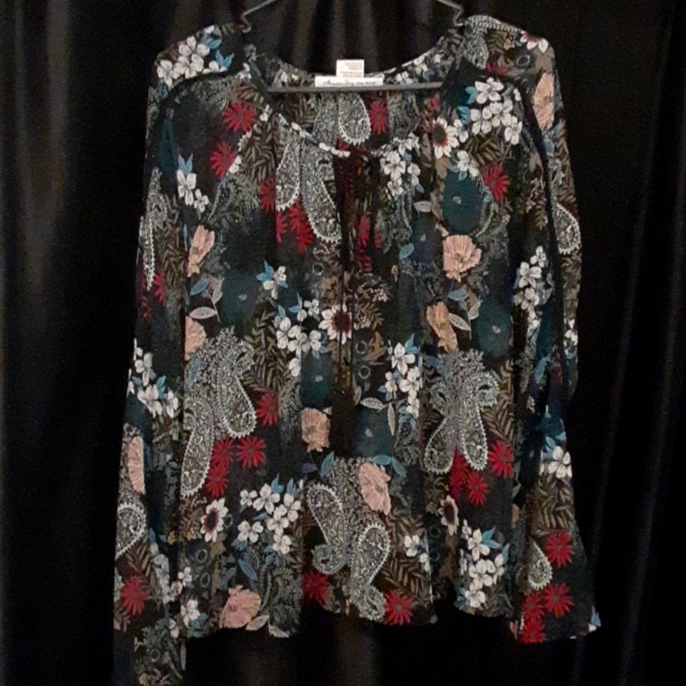 American Rag, Womens Top, XXL/16, Black with Floral Print